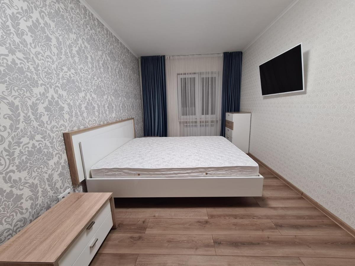 127-Avenue Apartment Tsjernivtsi Eksteriør bilde